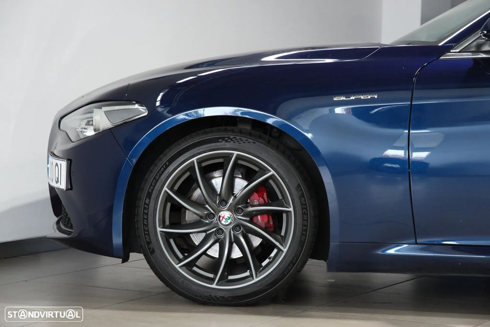 Alfa Romeo Giulia 2.2 D Super AT8 - 4