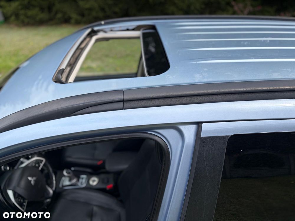 Mitsubishi Outlander - 14