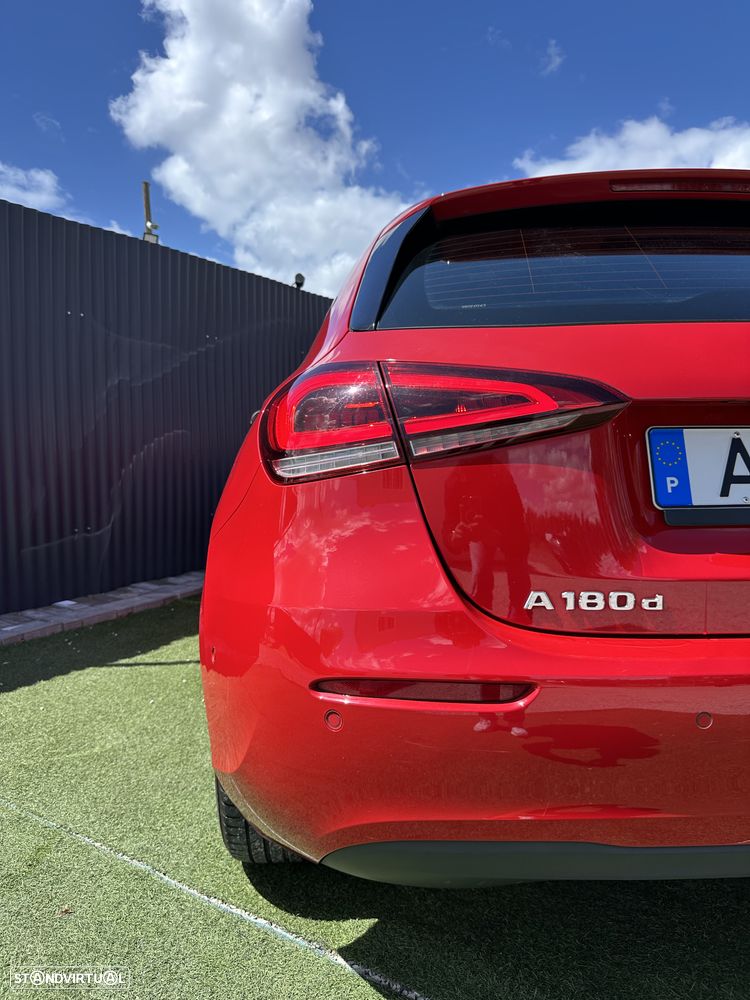 Mercedes-Benz A 180 d 7G-DCT - 9