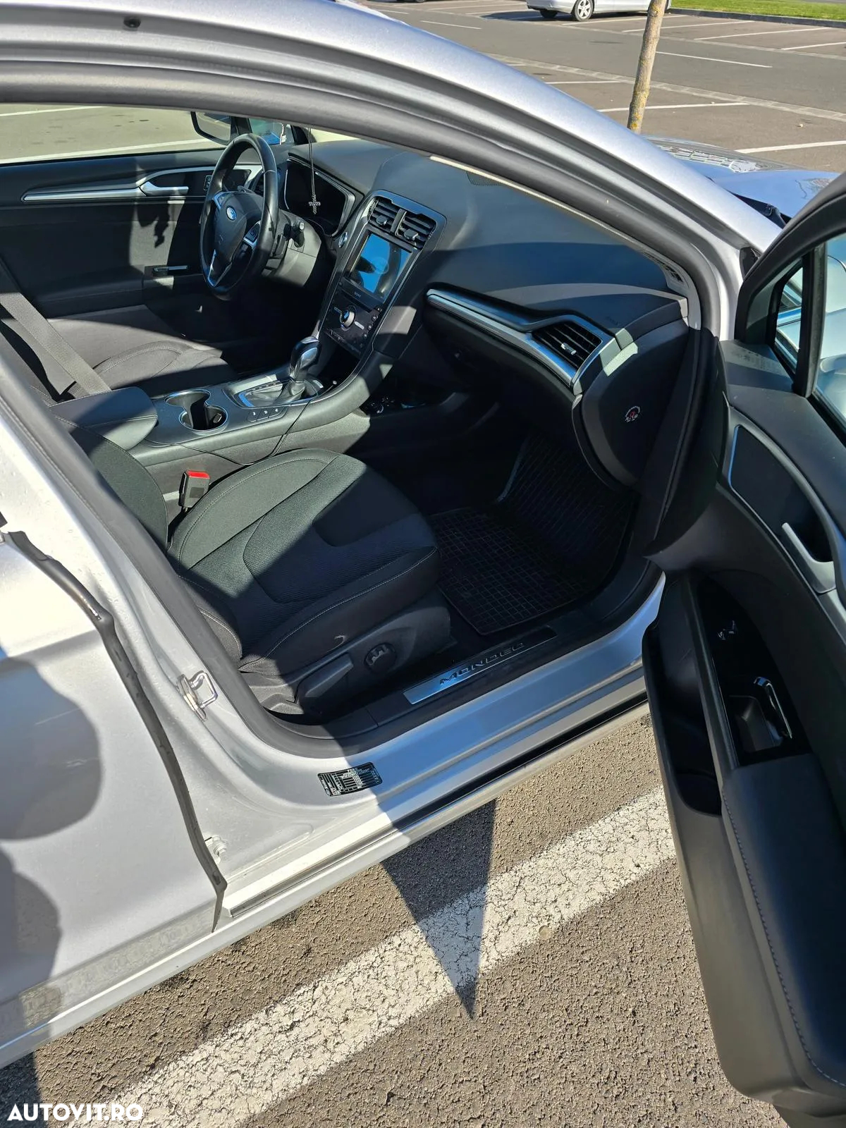 Ford Mondeo 2.0 TDCi Powershift Titanium - 9