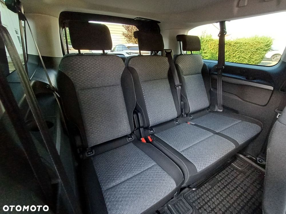 Peugeot Traveller - 25