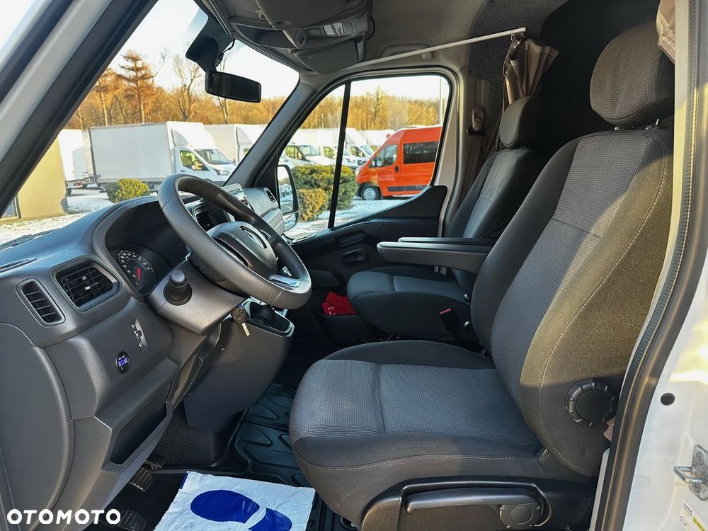 Renault MASTER PLANDEKA 9 PALET WEBASTO TEMPOMAT LEDY PNEUMATYKA KLIMATYZACJA  165KM - 27