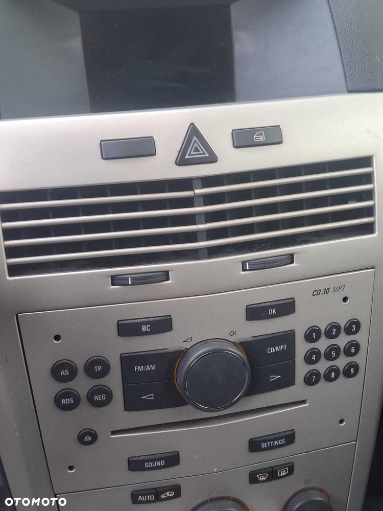 Opel Astra - 8