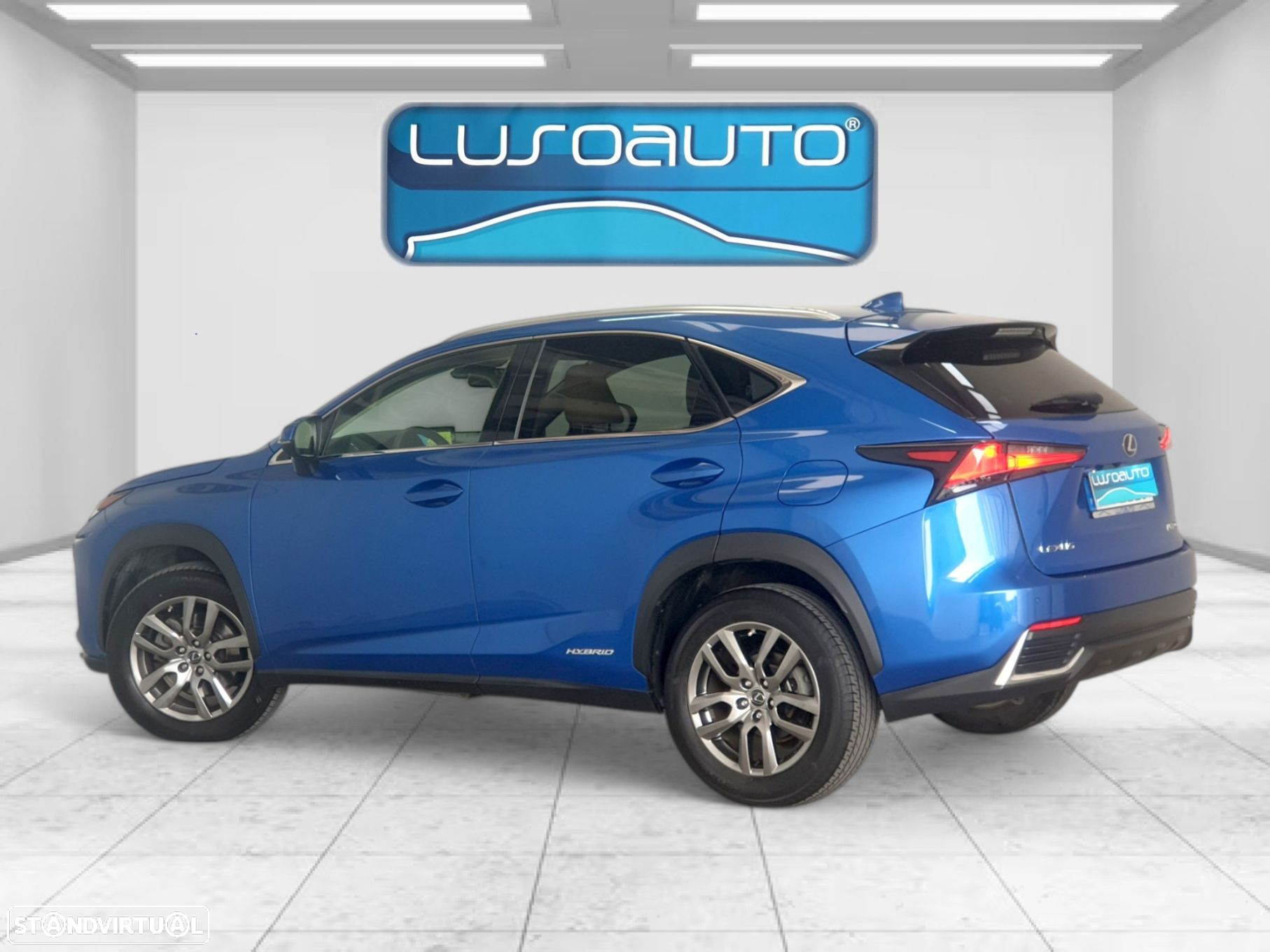 Lexus NX 300h Executive+ - 10