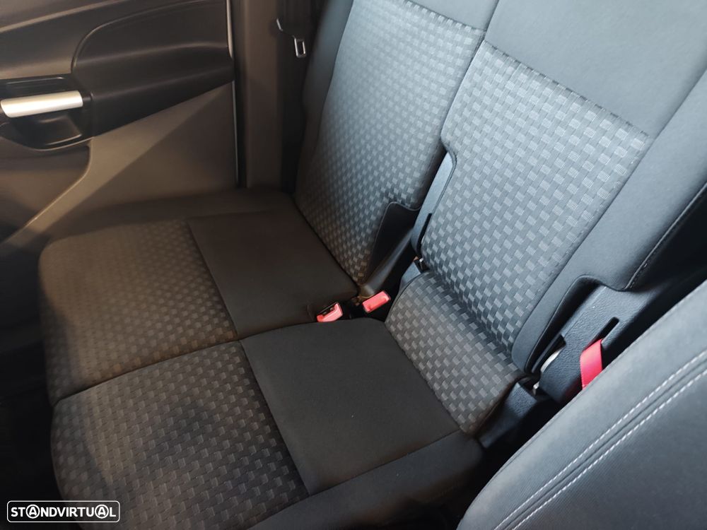 Ford Transit Connect - 11