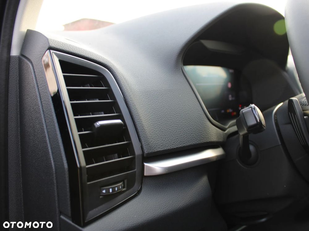 Skoda Karoq 1.5 TSI ACT Drive DSG - 14