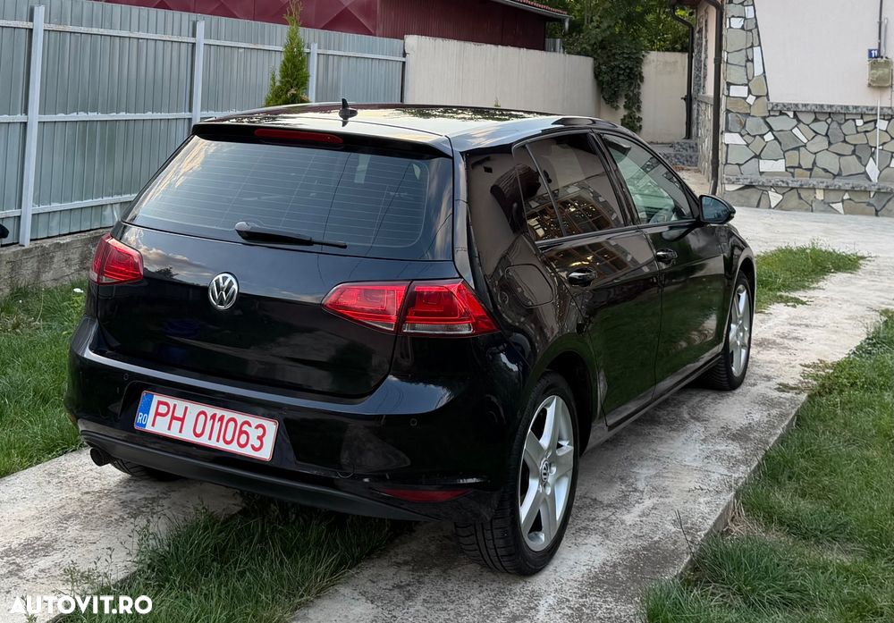 Volkswagen Golf 1.6 TDI DPF Trendline - 5
