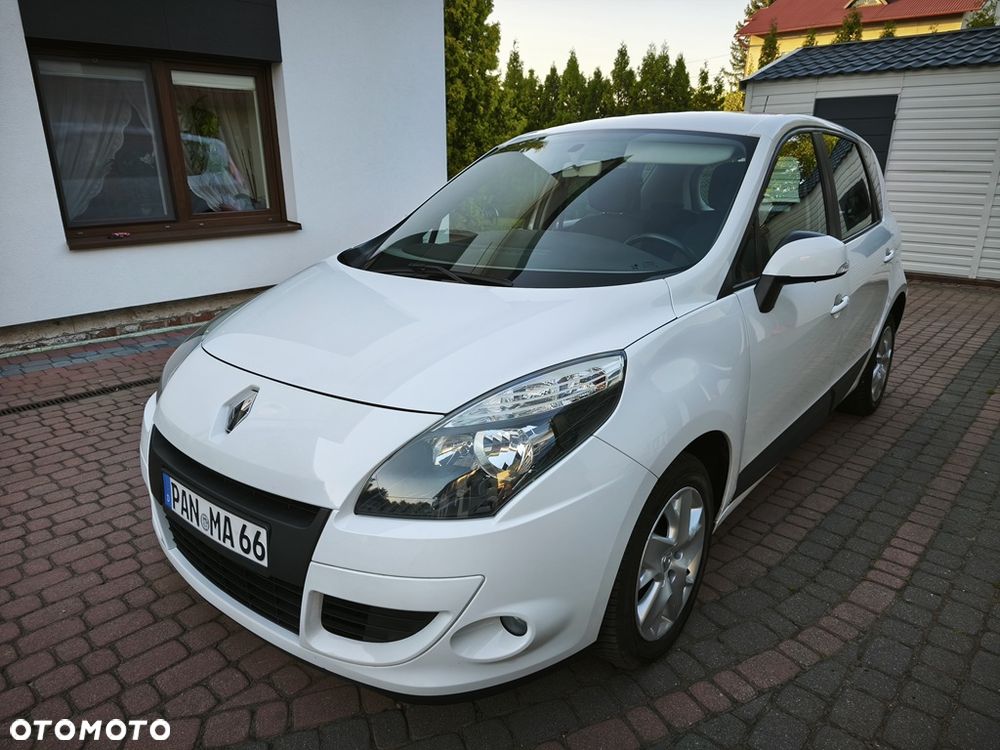 Renault Scenic 1.6 16V 110 TomTom Edition - 21