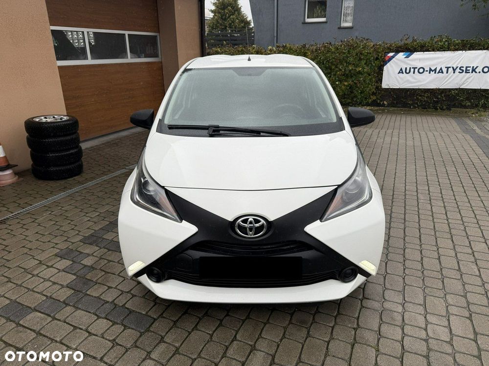 Toyota Aygo x - 2