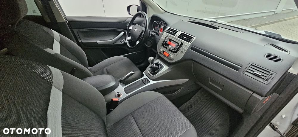 Ford Kuga 2.0 TDCi Titanium - 25