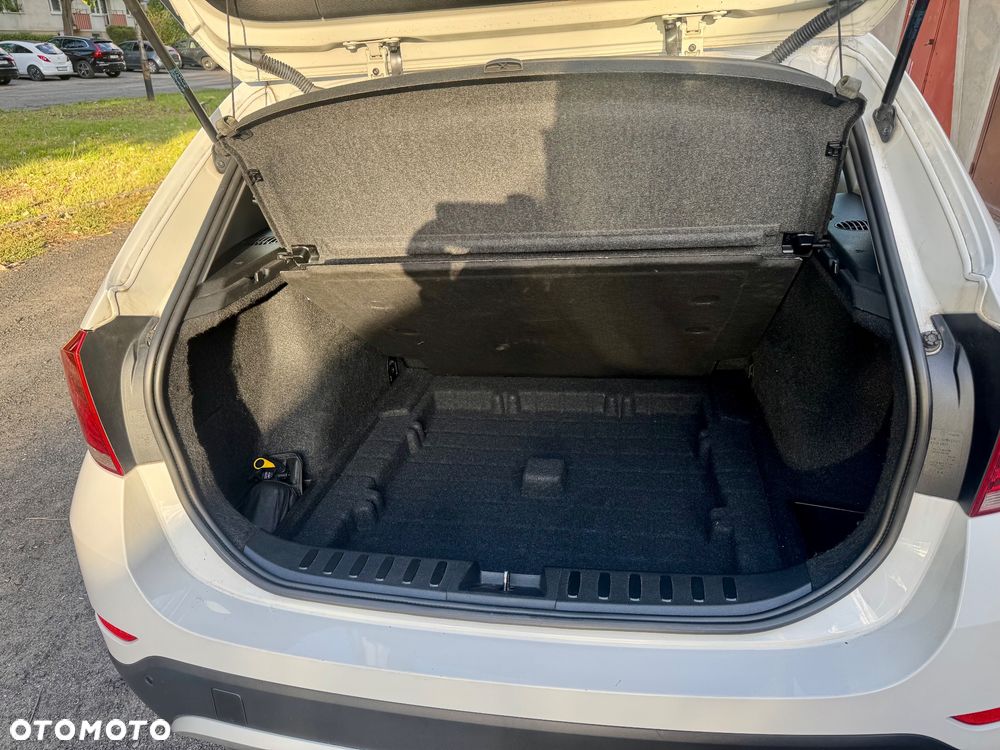 BMW X1 xDrive20d - 16