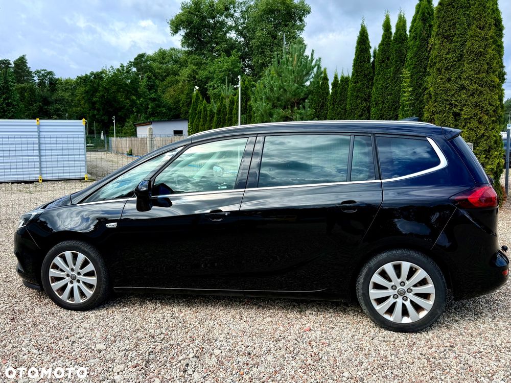 Opel Zafira - 9