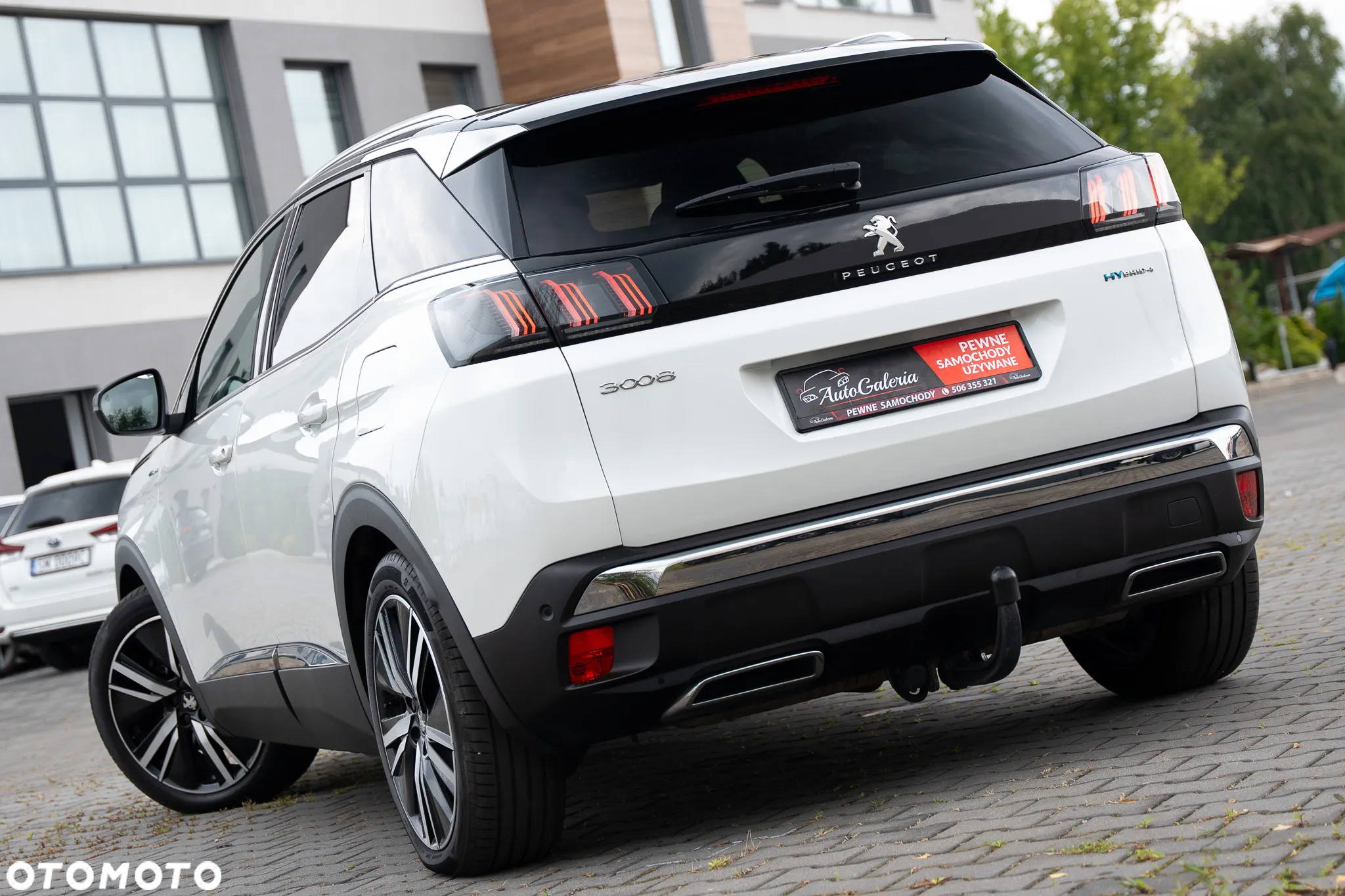 Peugeot 3008 Hybrid4 300 e-EAT8 GT - 13