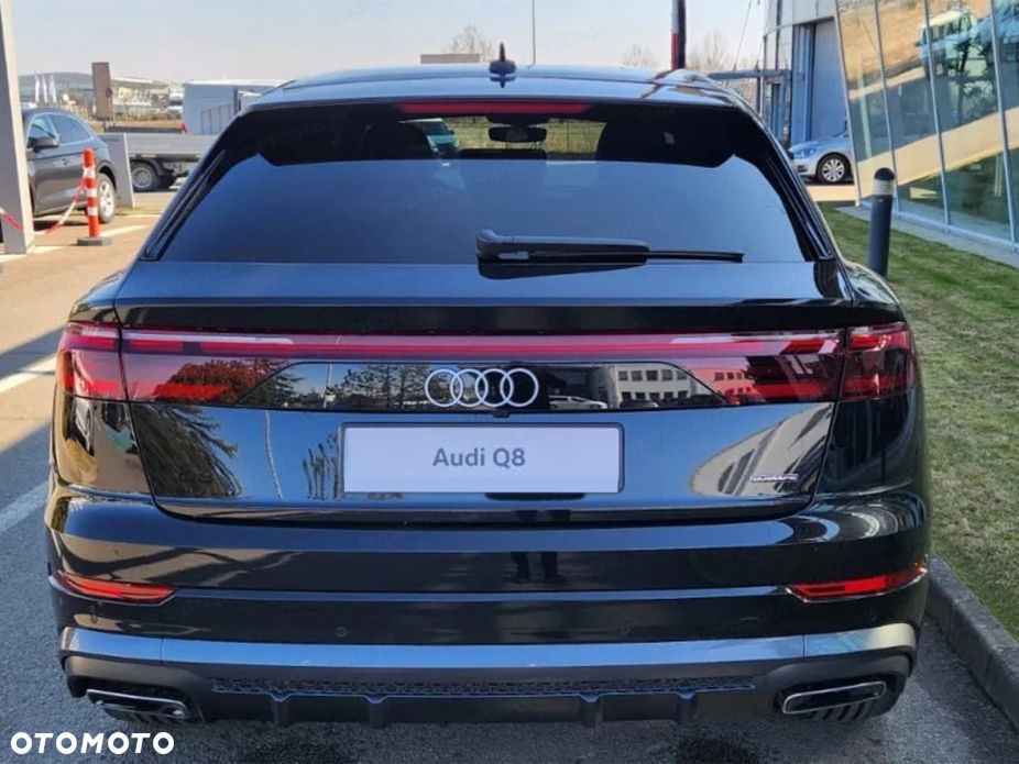 Audi Q8 - 2
