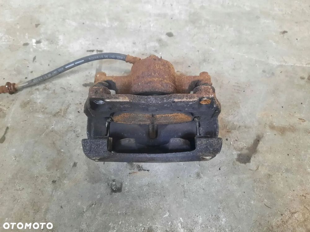 ZACISK LEWY PRZÓD PRZEDNI LEWY FIAT 500 - 3
