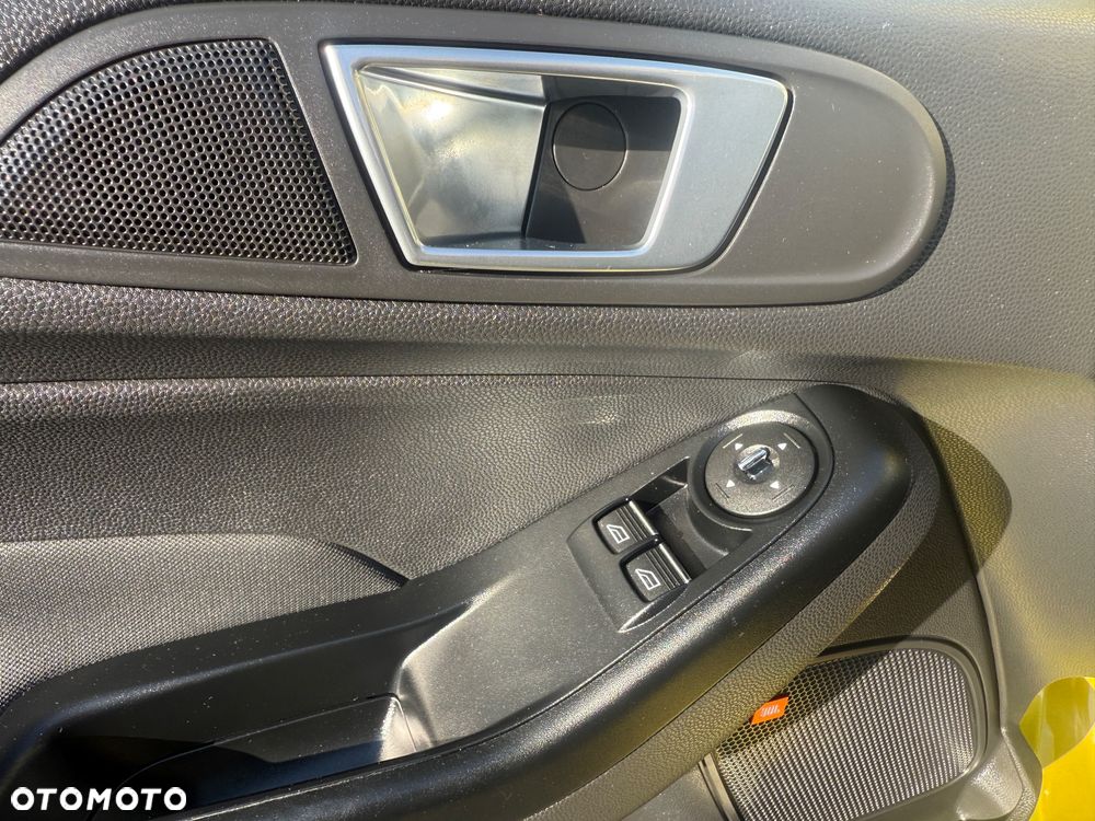 Ford Fiesta - 20
