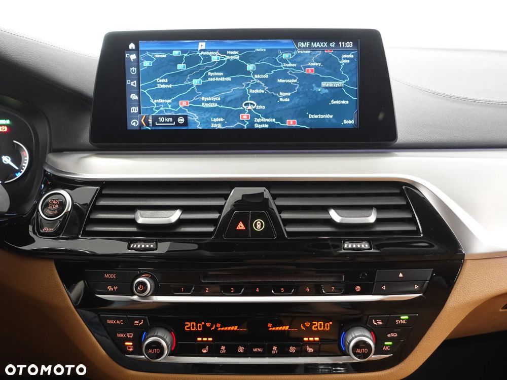 BMW Seria 5 520d xDrive Luxury Line - 30