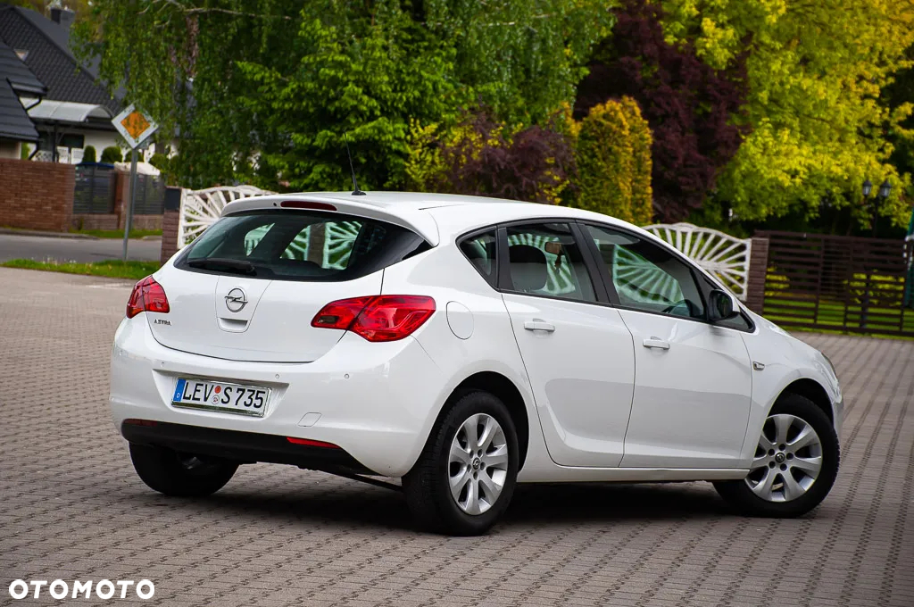 Opel Astra - 3