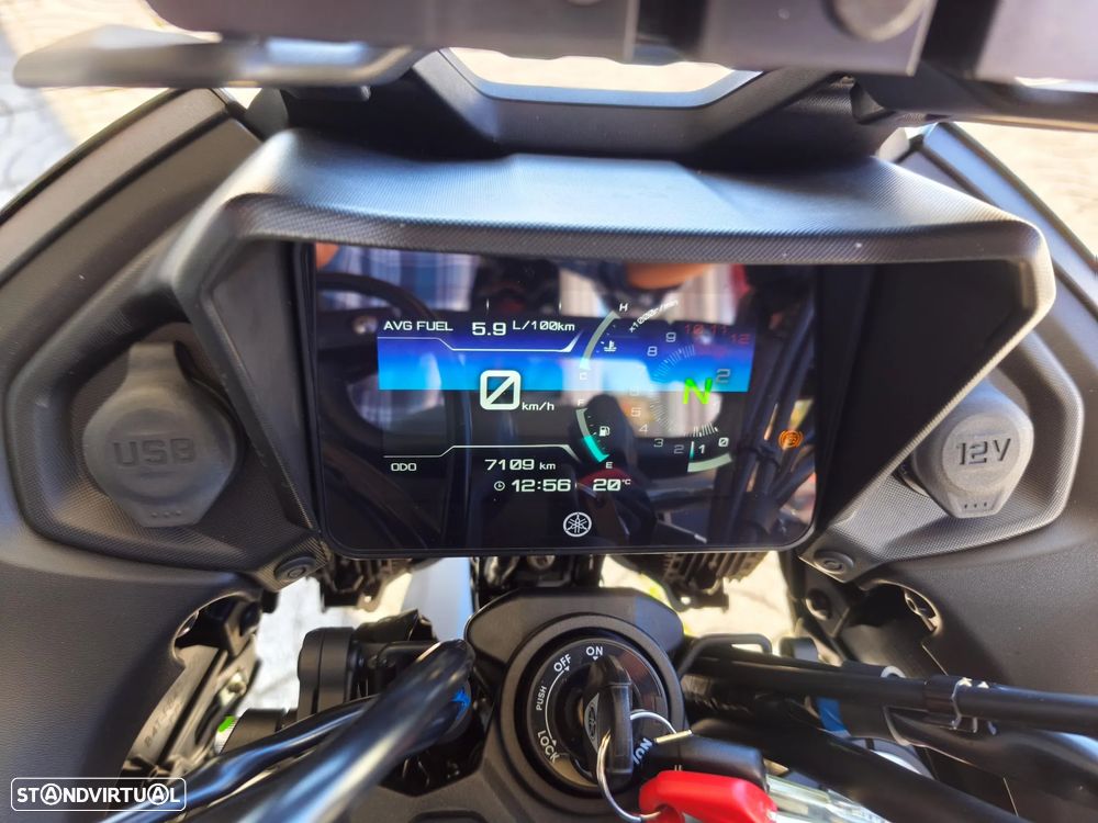 Yamaha Tracer 7 Midnight Black - 8