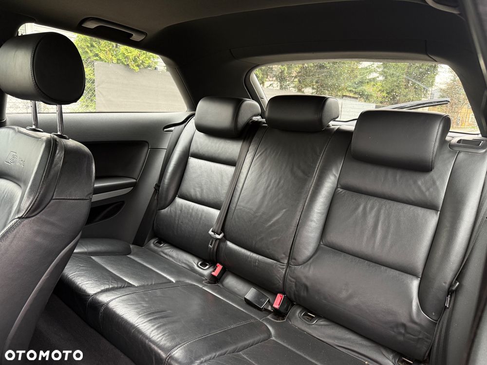 Audi A3 3-drzwiowe 2.0 TDI DPF Ambition S tronic - 12