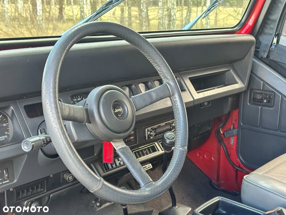 Jeep Wrangler 4.0 Sport - 17