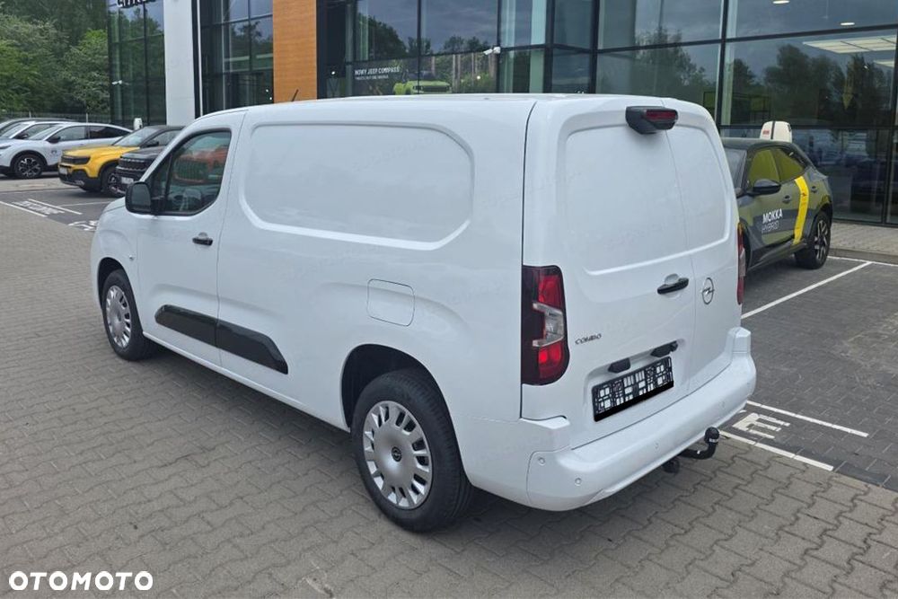 Opel Combo Van Cargo L2H1 EAT8 1.5 130KM - 8