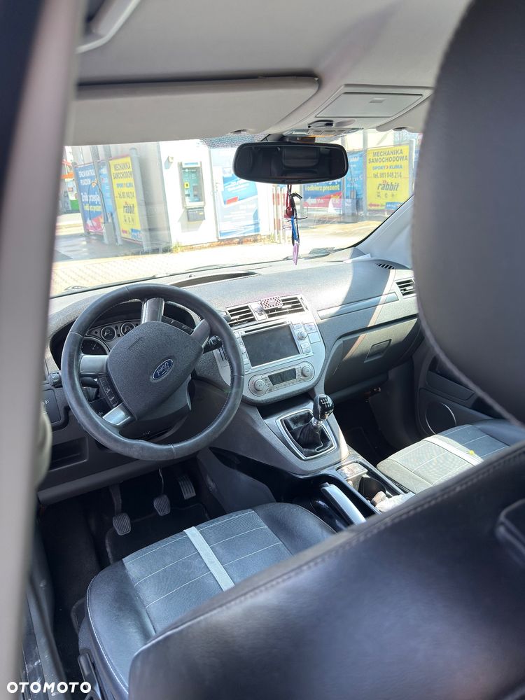 Ford Kuga 2.0 TDCi Titanium - 22