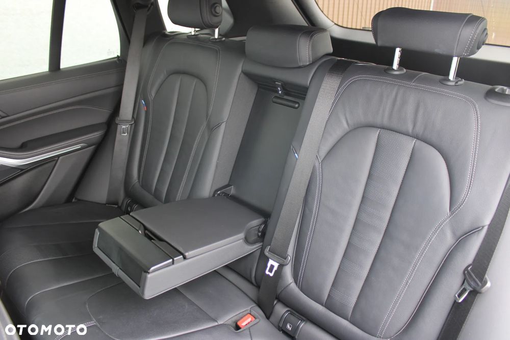 BMW X5 xDrive40i mHEV sport - 26