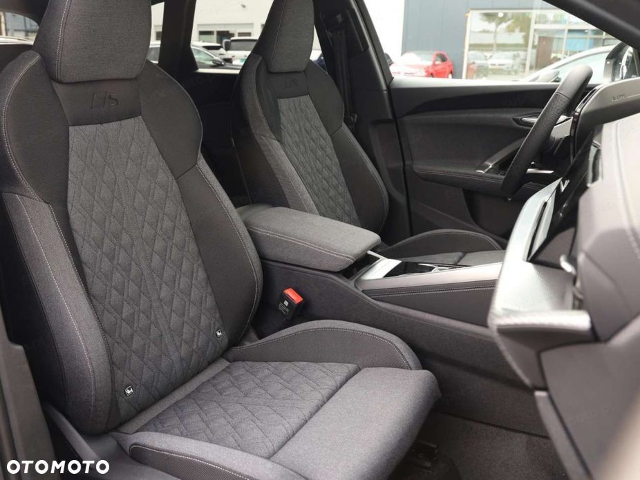 Audi Q5 Sportback - 4