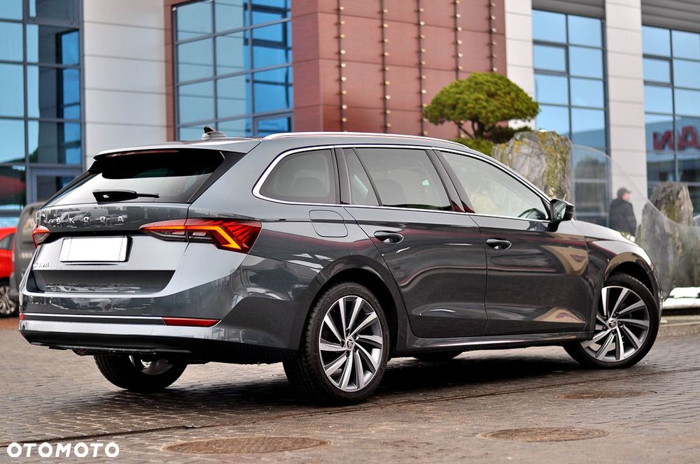 Skoda Octavia 2.0 TDI Style DSG - 11