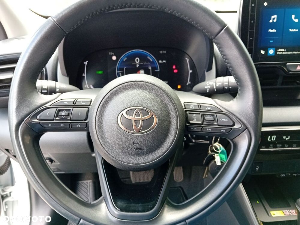 Toyota Yaris Hybrid 1.5 Style - 26