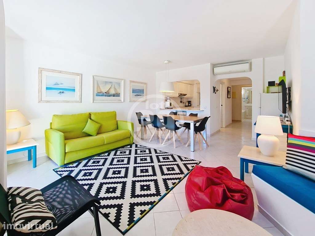 Apartamento T2 com Vista Panorâmica sobre o Campo de Golfe - Grande imagem: 2/31