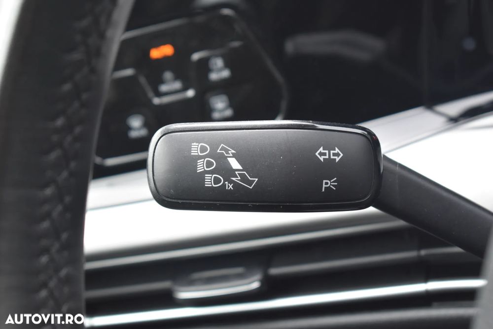 Volkswagen Golf 2.0 TDI 116CP DSG Life - 35