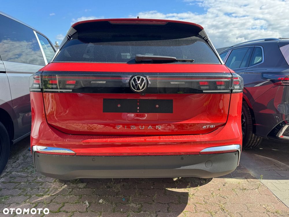 Volkswagen Tiguan 1.5 eTSI Elegance DSG - 10
