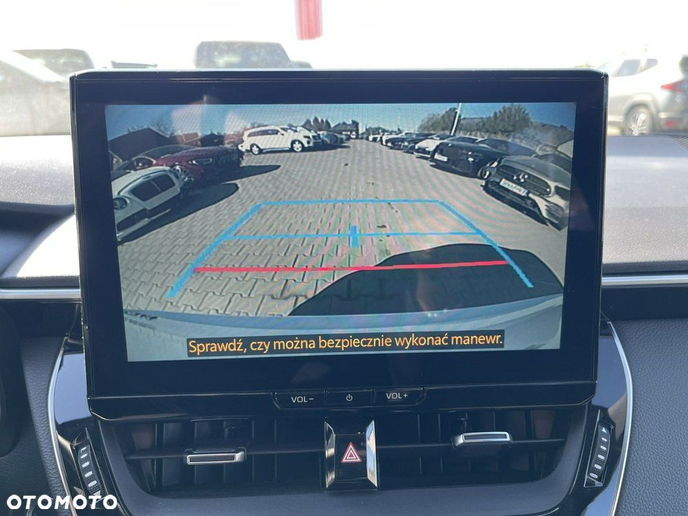 Toyota Corolla 1.8 Hybrid Comfort - 12