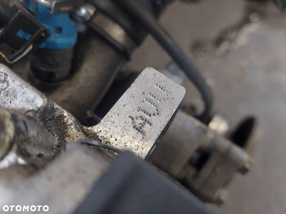 SILNIK BENZYNOWY SŁUPEK AUDI A4 B5 1.8 20V AVV - 6