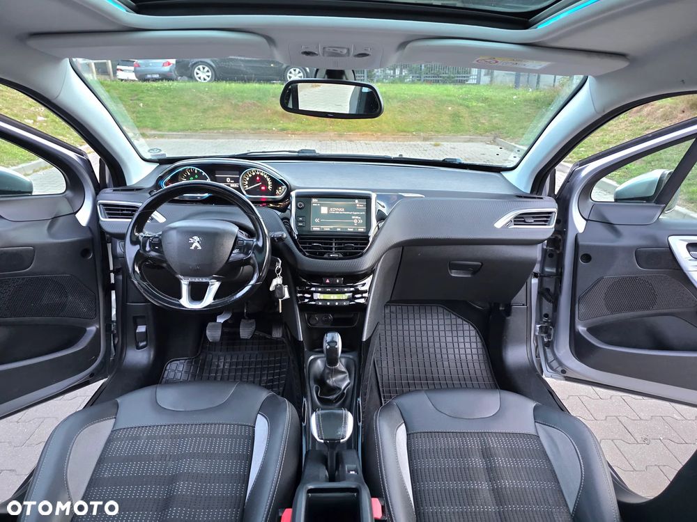 Peugeot 2008 - 5