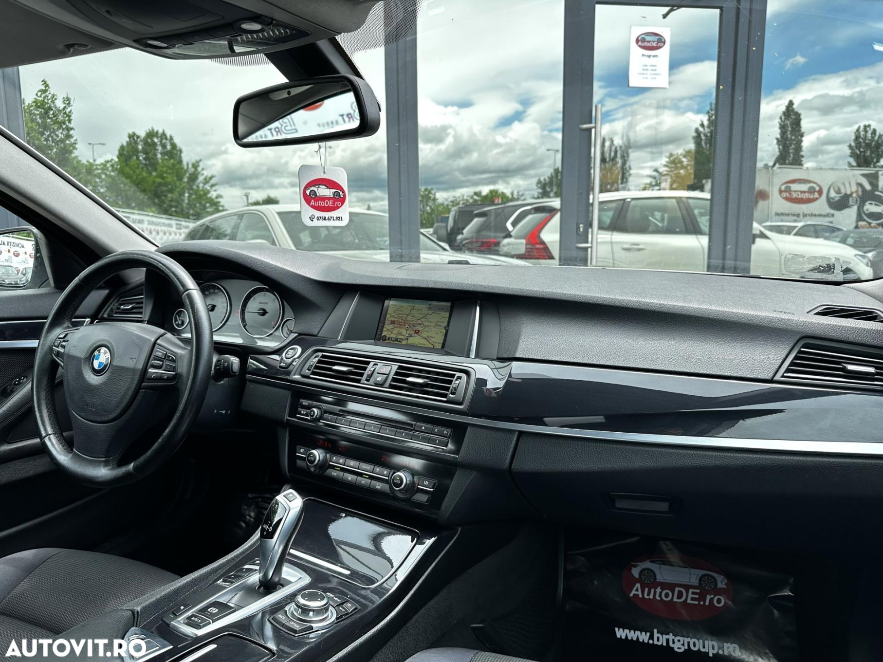 BMW Seria 5 518d Touring Aut. - 6