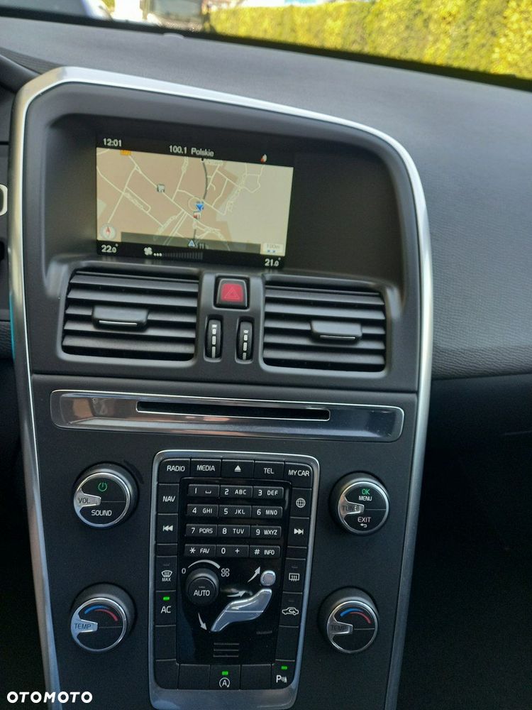 Volvo XC 60 D4 Drive-E Momentum - 36