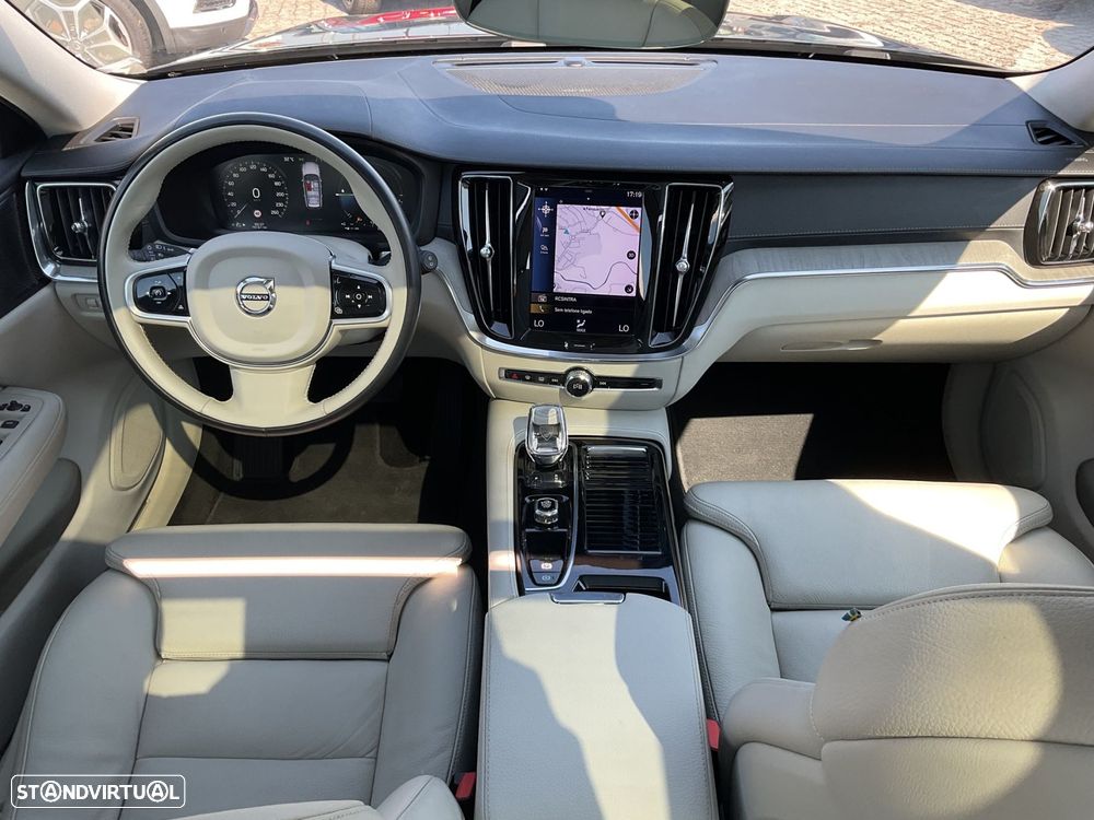 Volvo V60 2.0 T6 AWD TE Inscription - 28
