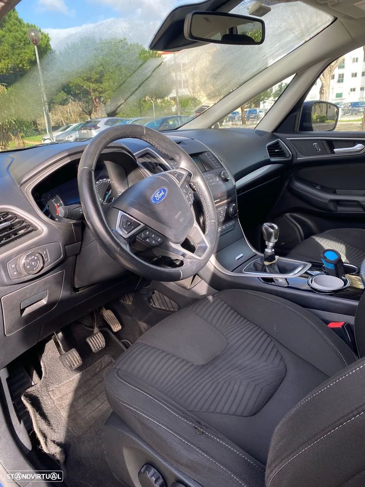 Ford S-Max 2.0 TDCi Trend - 4