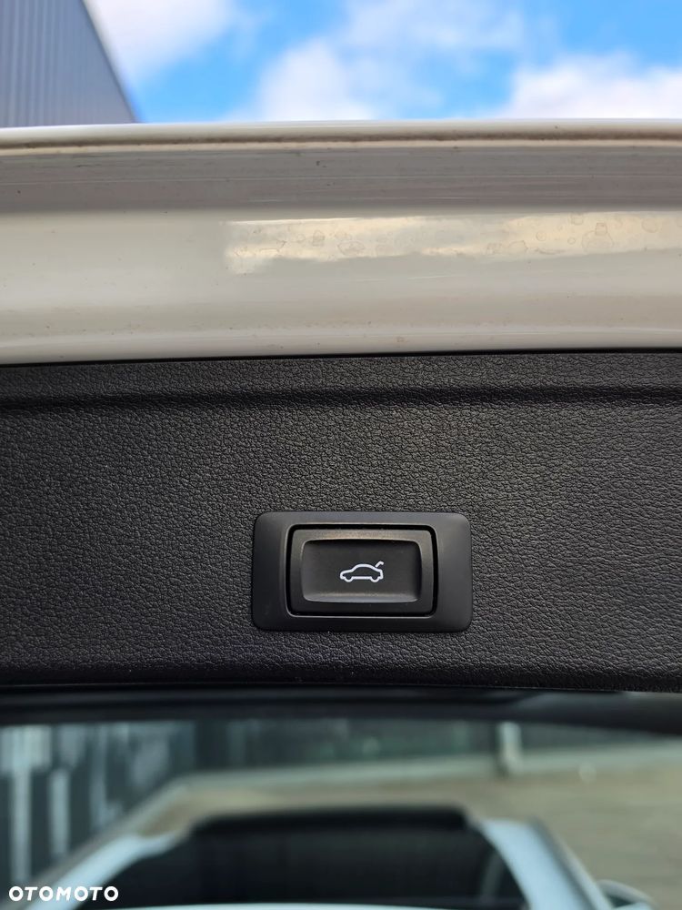 Audi A4 Avant 2.0 TDI ultra sport - 20