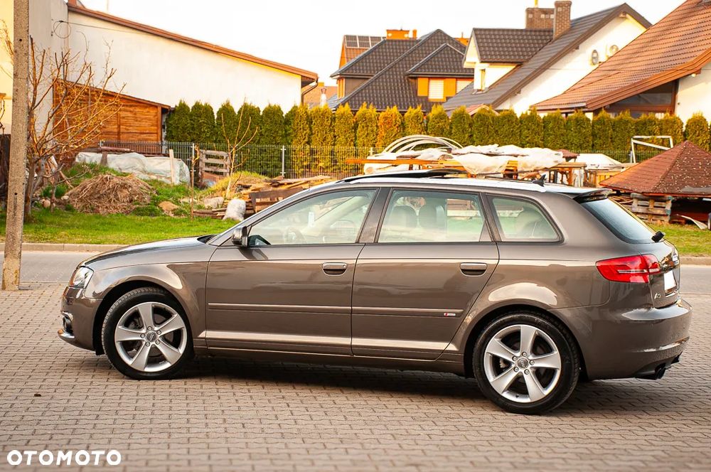 Audi A3 Sportback 1.8 TFSI S tronic Ambiente - 16