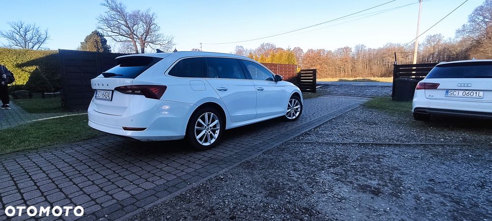 Skoda Octavia 2.0 TDI DSG Style - 37