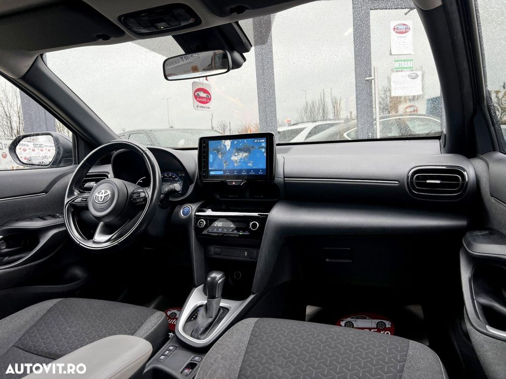 Toyota Yaris Cross - 6