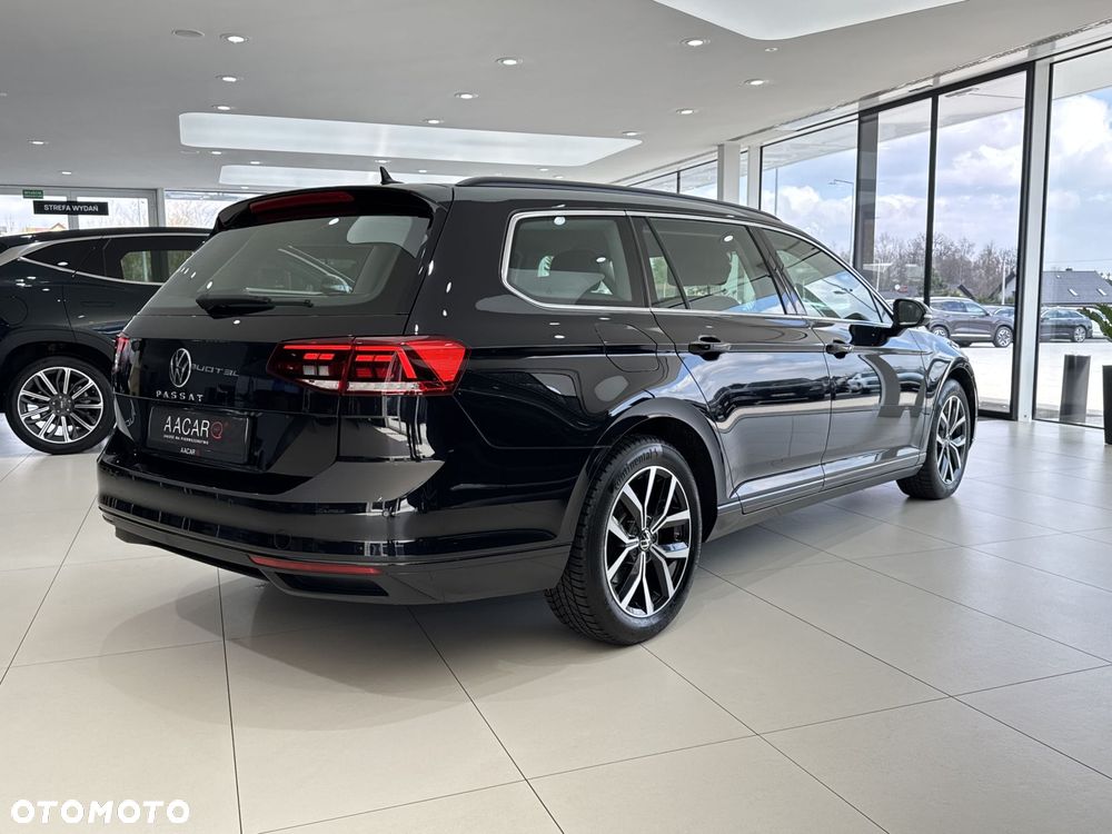Volkswagen Passat - 5