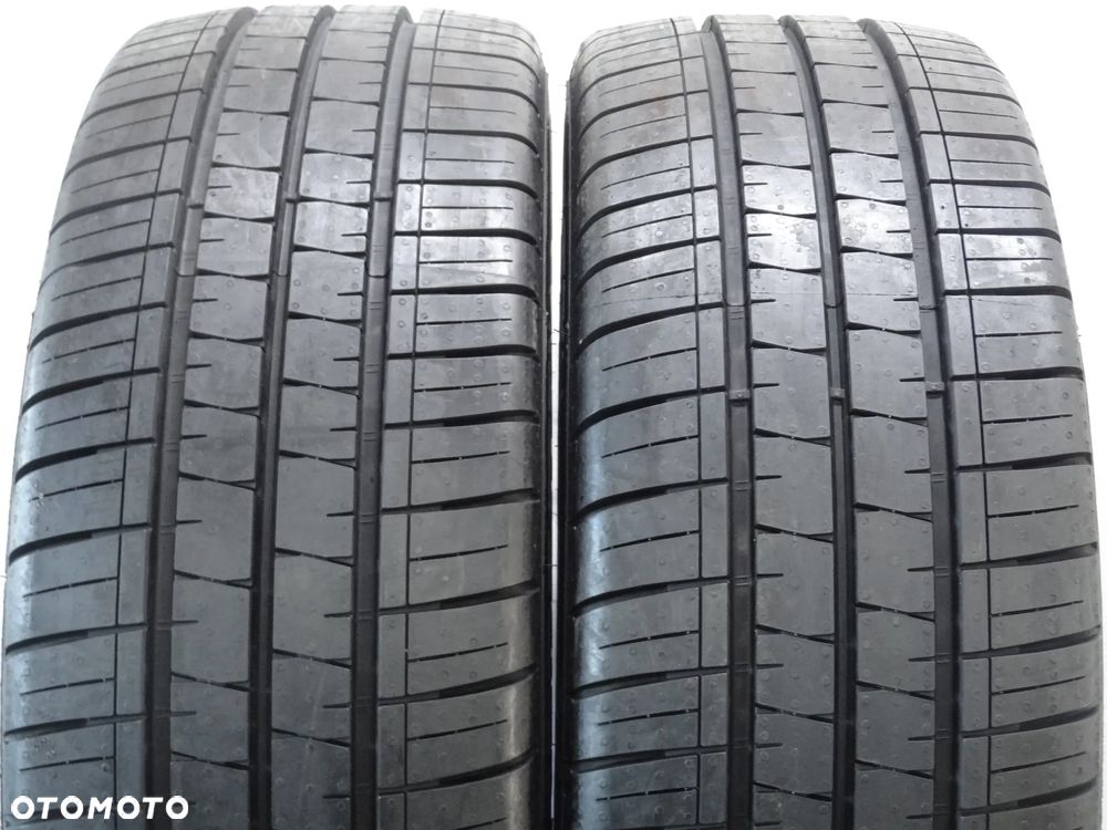 letnie 215/60R16C VREDESTEIN COMTRAC 2 , 8,9mm B4878 - 2