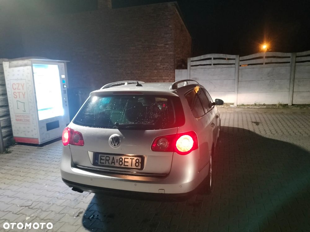 Volkswagen Passat 2.0 TDI Comfortline DSG - 5