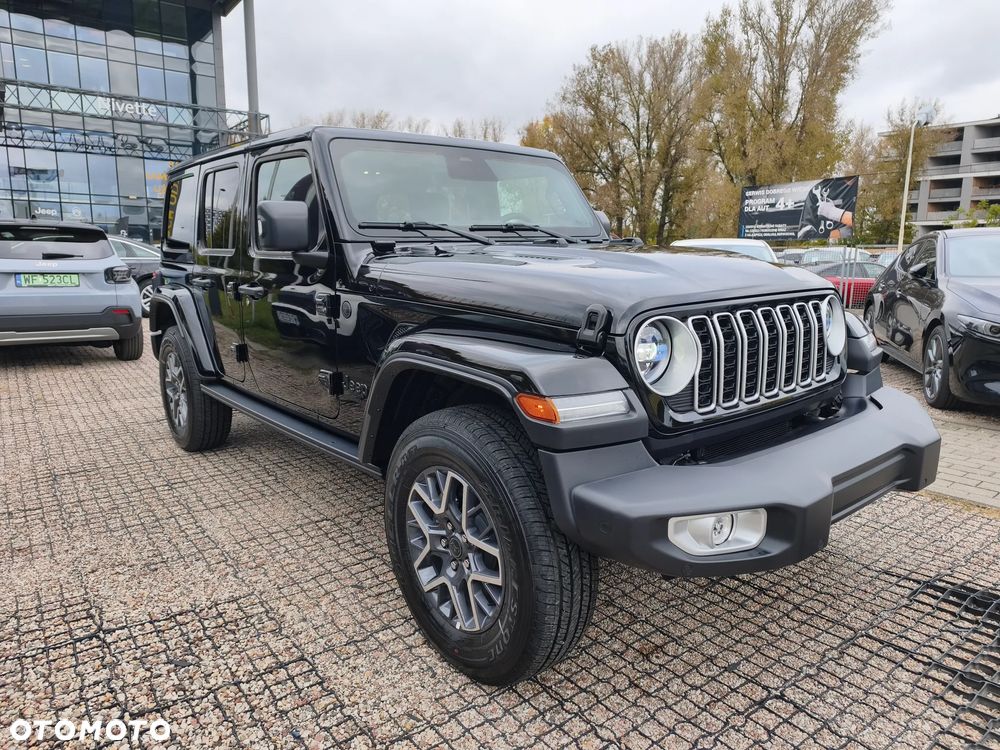 Jeep Wrangler Unlimited GME 2.0 Turbo Sahara - 12