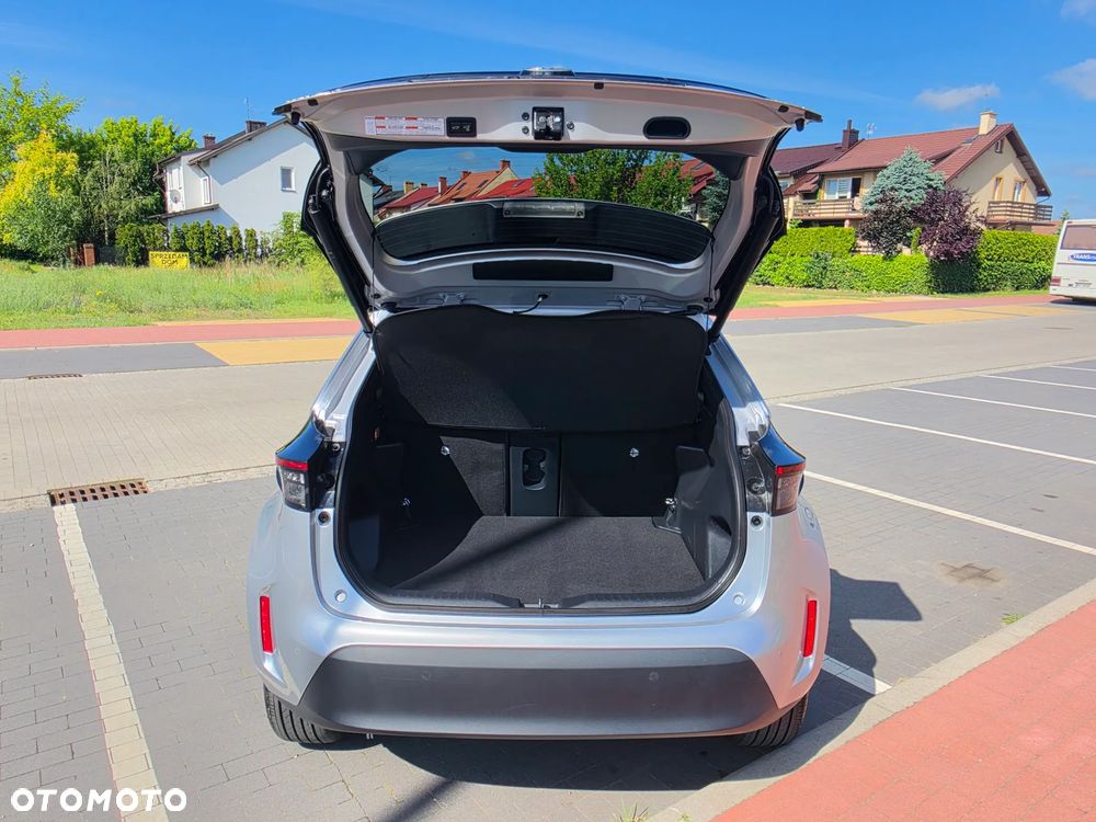 Toyota Yaris Cross 130 1.5 VVT-i AWD-i Premiere Edition - 19